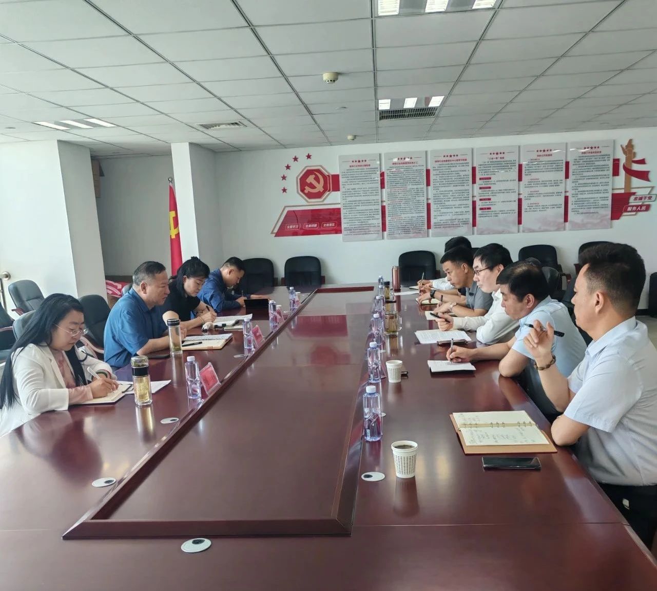 承德市人大常委会法工委到承德市律师协会调研基层立法联系点工作