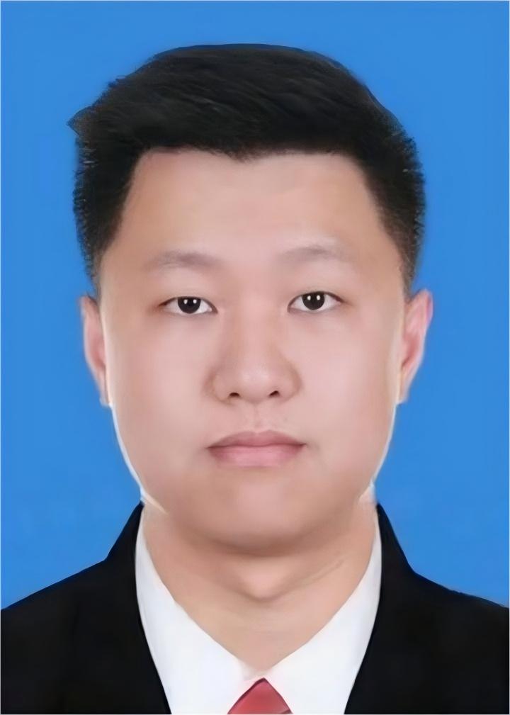 张启航